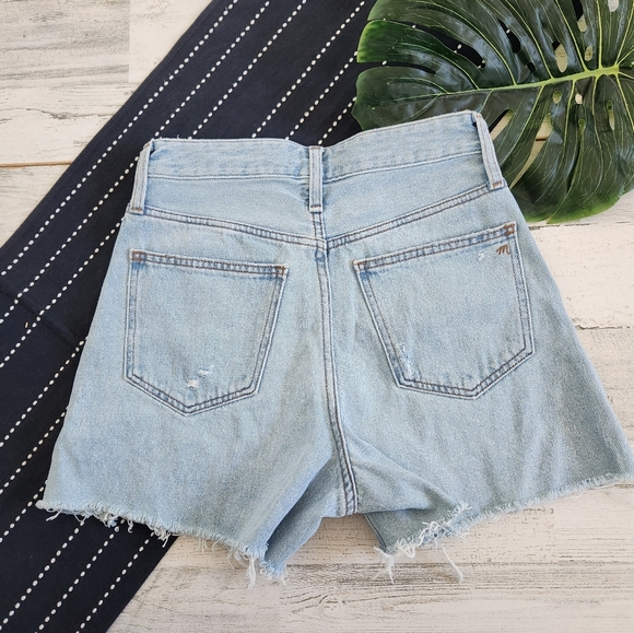 Madewell The Curvy Momjean Denim Jean Shorts In Flintwood Wash Size 26 - Picture 8 of 8